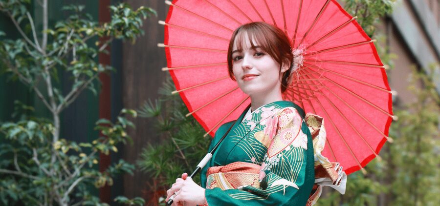 Tokyo : Kimono Rental in Asakusa Provided by KanoWafuku - A kimono walk begins beside Sensoji Temple