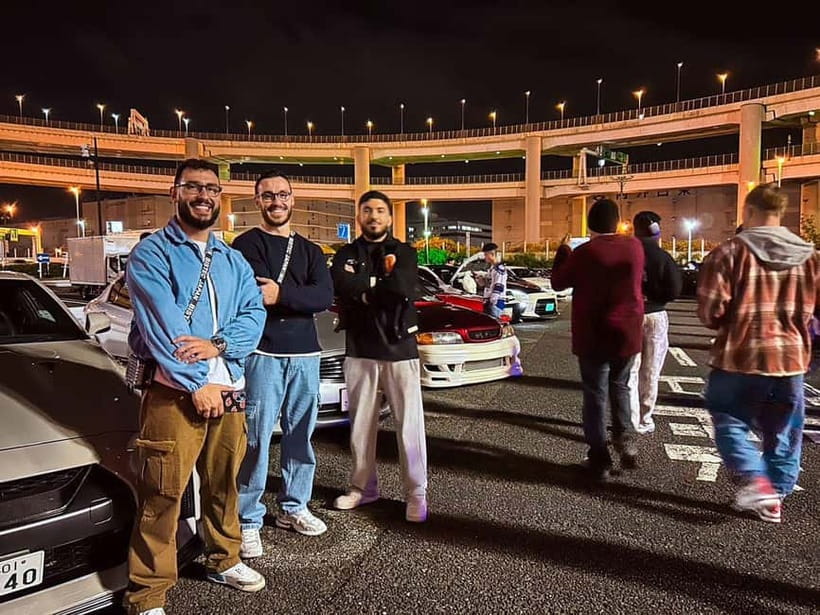 Tokyo: Legendary JDM CAR Daikoku Underground Meetup - Tokyo Tower closes the night with an easy photo stop