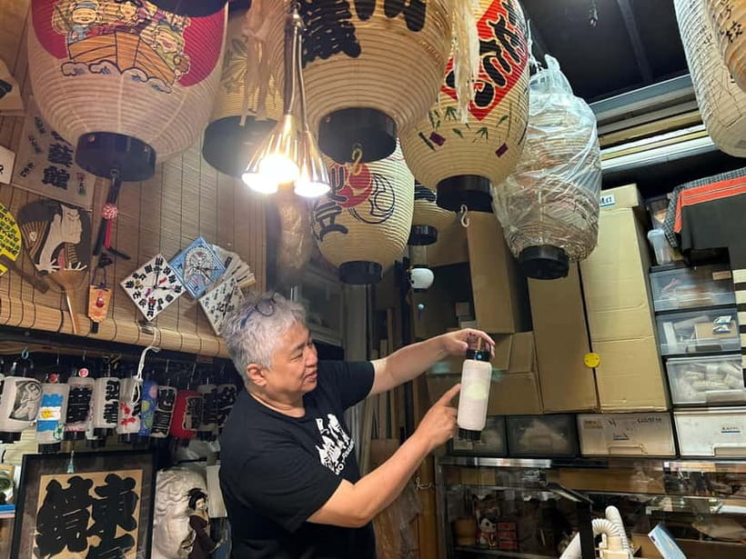 Tokyo: Making a Lantern Workshop in Asakusa with a Craftsman - Learning What Makes a Chochin