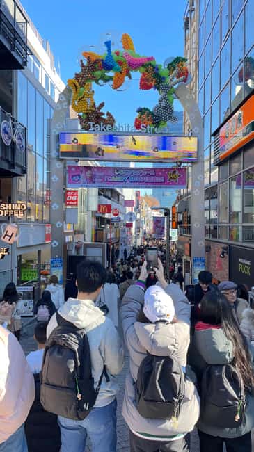 Tokyo: Meiji Jingu, Harajuku, Shibuya, and Shijuku Tour - Shibuya Crossing and a useful hour in the city