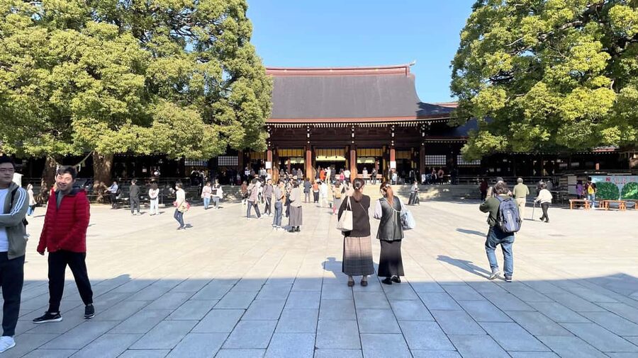 Tokyo: Meiji Jingu, Harajuku, Shibuya, and Shijuku Tour - Meiji Shrine: Tokyo’s forested starting point
