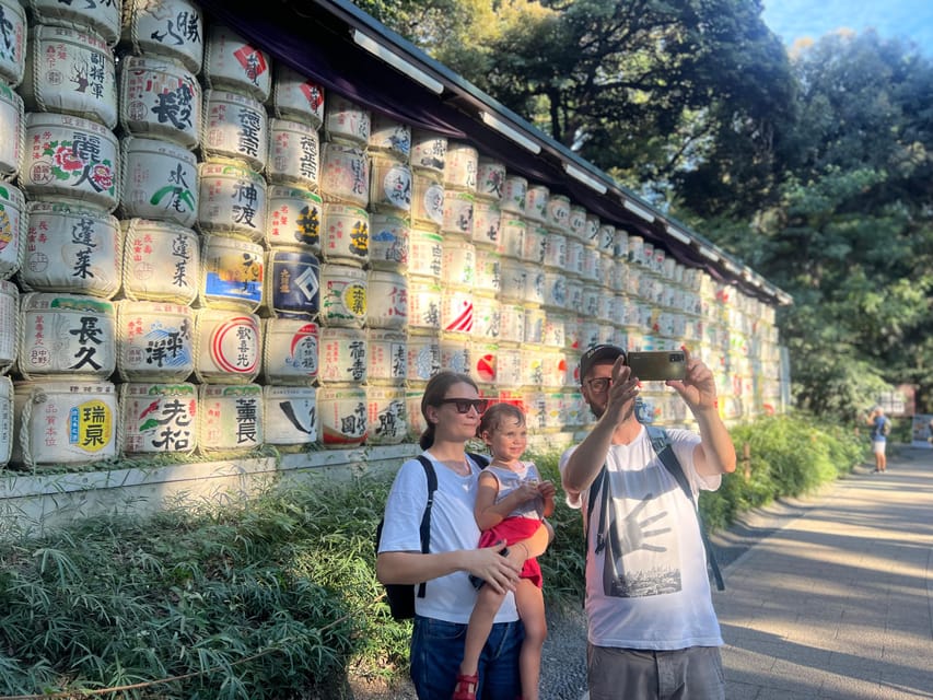 Tokyo: Meiji Jingu Shrine and Shinto Culture Walking Tour - Sake barrels and wine barrels