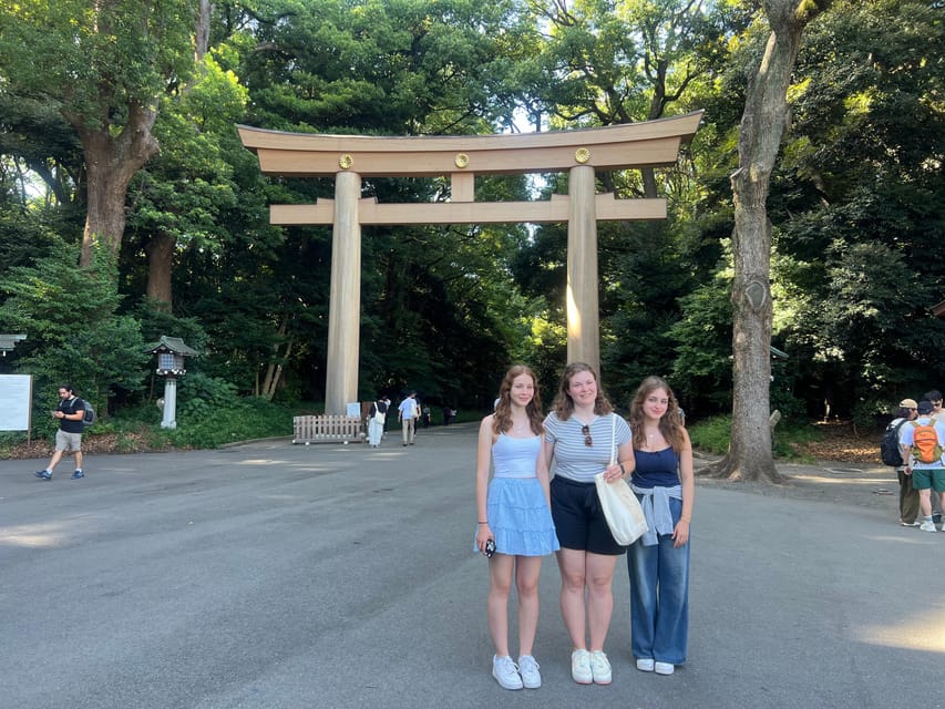 Tokyo: Meiji Jingu Shrine and Shinto Culture Walking Tour - The main shrine and Shinto rituals