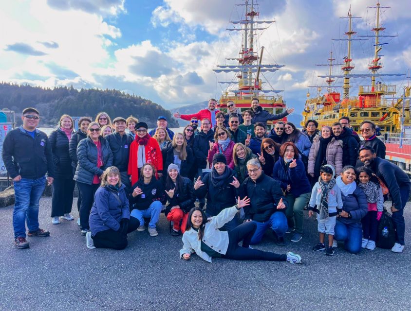 Tokyo: Mt. Fuji 5th Station & Hakone Cruise 1-Day Bus Tour - Cruising Lake Ashi by sightseeing boat