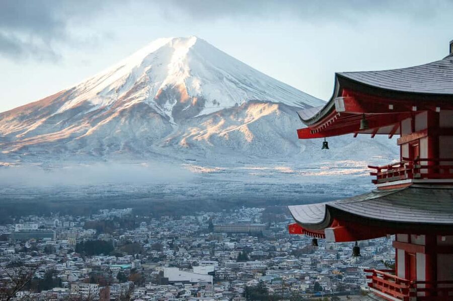 Tokyo: Mt. Fuji & Lake Kawaguchi Private Tour with Transfer - A private road trip from Tokyo to Fuji country