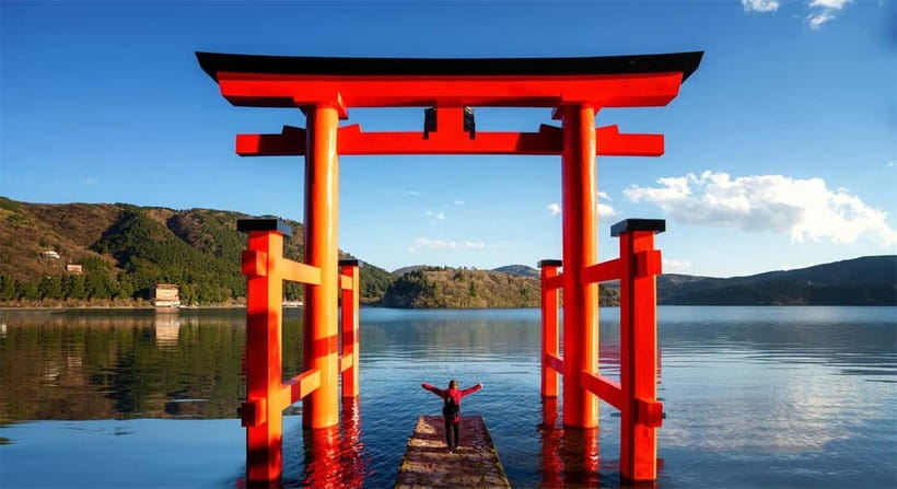 Tokyo: Mt. Fuji Tour, Hakone Ropeway, Owakudani, Lake Ashi - Choosing the Lake Ashi pirate ship