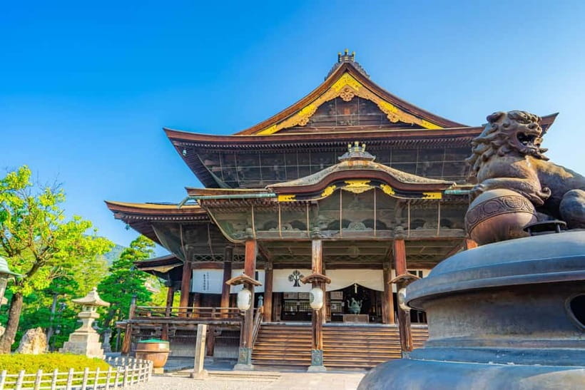 Tokyo: Nagano Snow Monkeys and Zenkoji Tour with Temples - Matsushiro Castle Ruins add a quieter history stop