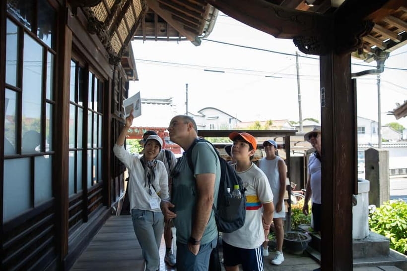 Tokyo: Old Quarter Yanaka Walking Tour - Is $32 a fair price for three hours?