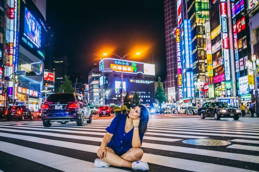 Tokyo: Photo Shoot with a Private Vacation Photographer - Communication and local help