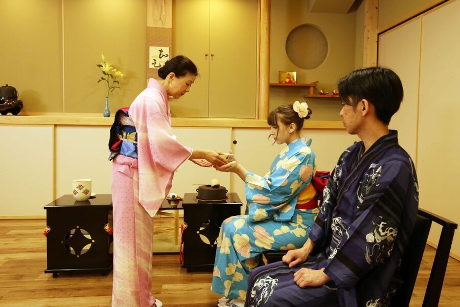 Tokyo: Practicing Zen with a Japanese Tea Ceremony - What the 75-minute schedule feels like