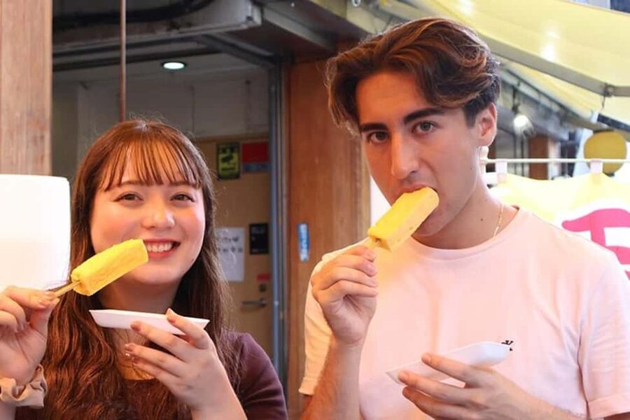 Tokyo: Private Tsukiji Fish Market Tour with 3 food stops - A short prayer at Namiyoke Inari Jinja