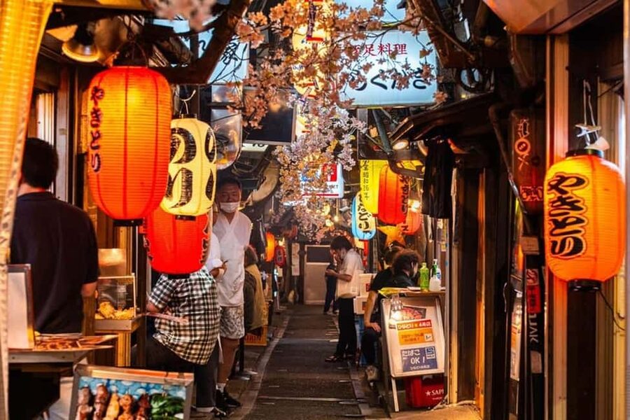Tokyo: Private Walking Tour with a Local Guide - Sensō-ji and Asakusa: the best traditional starting point
