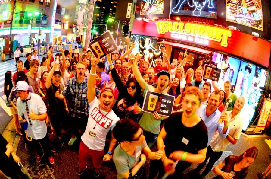 Tokyo: Pub Crawl and Bar Tour - Why this Roppongi night works for solo visitors