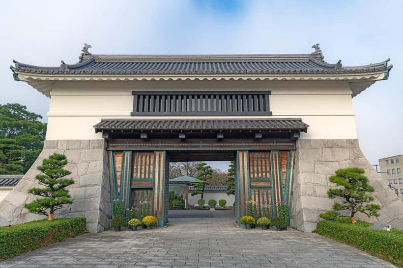 Tokyo: Pvt. Tour - Edo Castle & Imperial Palace East Gardens - Is $63 a fair price for two hours?