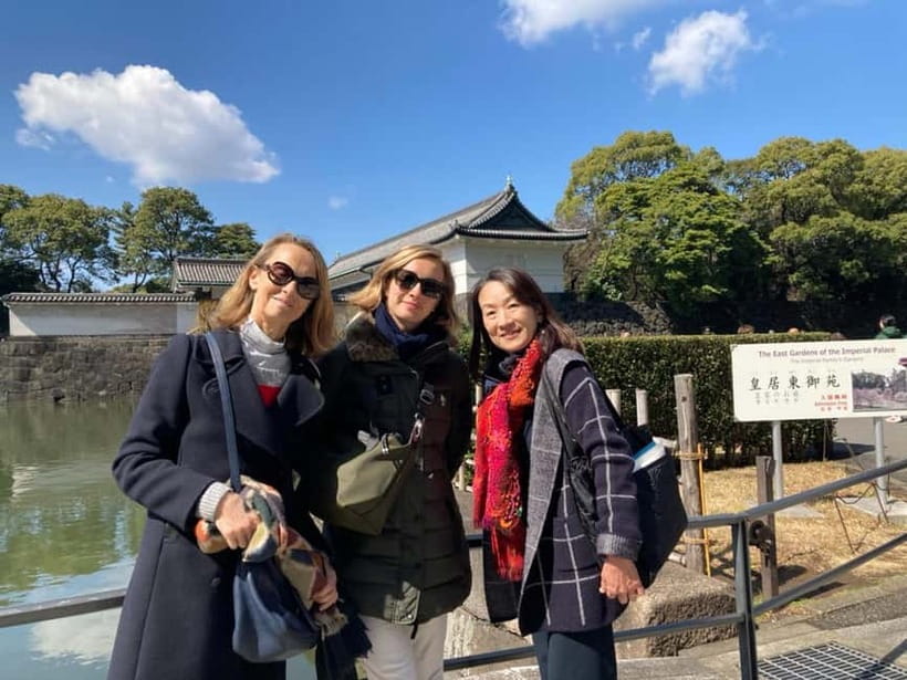 Tokyo: Pvt. Tour - Edo Castle & Imperial Palace East Gardens - Starting at Wadakura Fountain Park