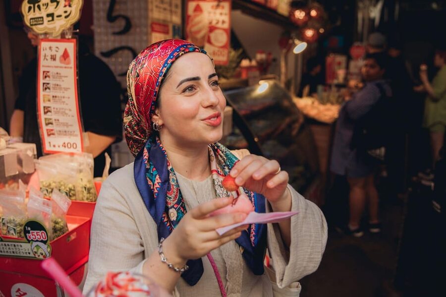 Tokyo’s Kitchen: Tsukiji Market Food & Culture Walk - Sushi, history, and the meaning behind the food