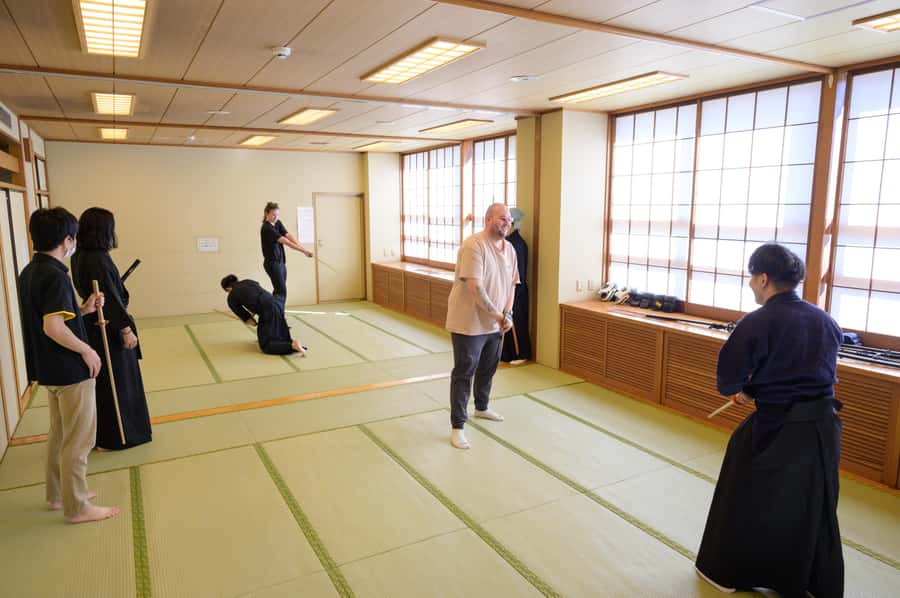 Tokyo: Samurai Adventure! Authentic Sword Experience - Paired practice with a professional action actor