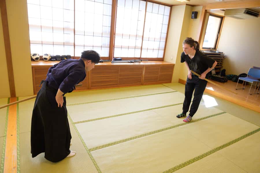 Tokyo: Samurai Adventure! Authentic Sword Experience - Public class or private lesson?