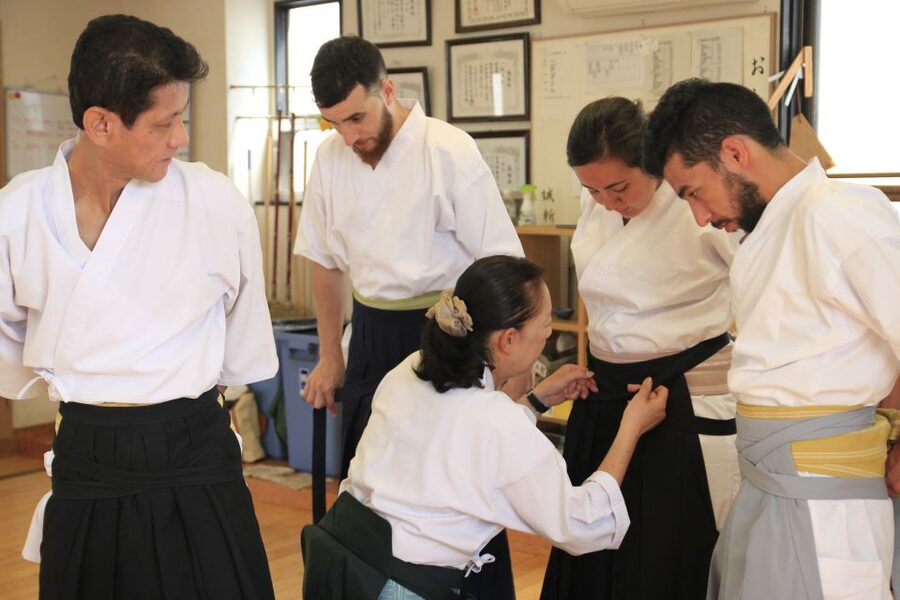 Tokyo: Samurai Sword & Archery Class from Samurai Descendant - Cutting targets while moving