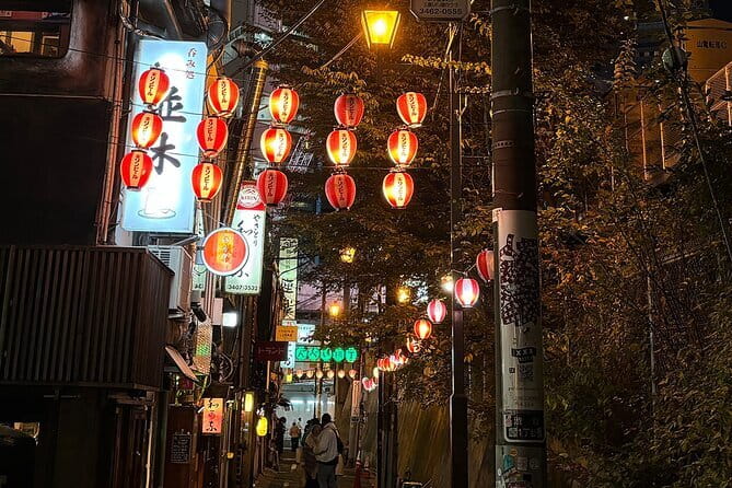Tokyo: Shibuya Highlights Walking Tour & Secret View Spot - Miyashita Park, a welcome pause in the city
