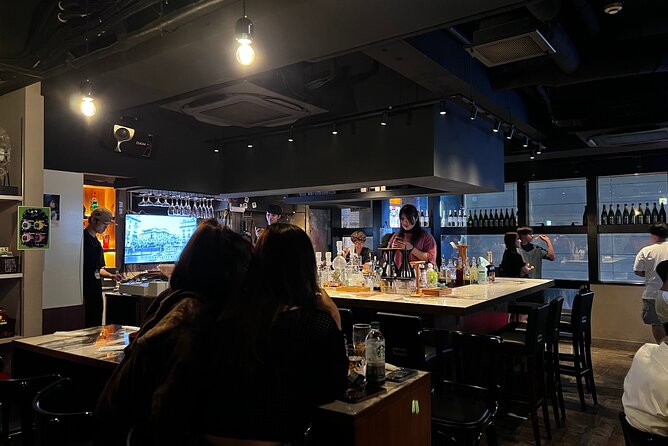Tokyo: Shibuya Local Bar & Izakaya Crawl Tour - Group size, guide style, and comfort