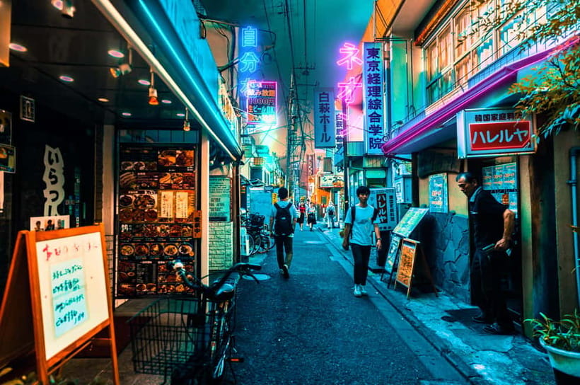 Tokyo Shibuya Walking tour With A Guide - Shibuya 109 and the style of the district