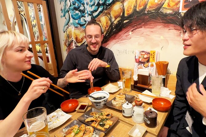 Tokyo: Shinjuku Bar Hopping & Night Walking Tour - Kabukicho: neon, entertainment, and a changing city
