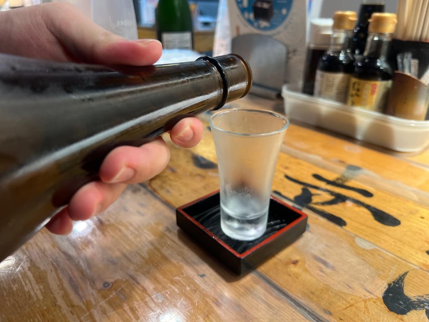 Tokyo: Shinjuku Food Tour (15 Dishes and 4 Eateries) - Meeting at Shinjuku Station without confusion