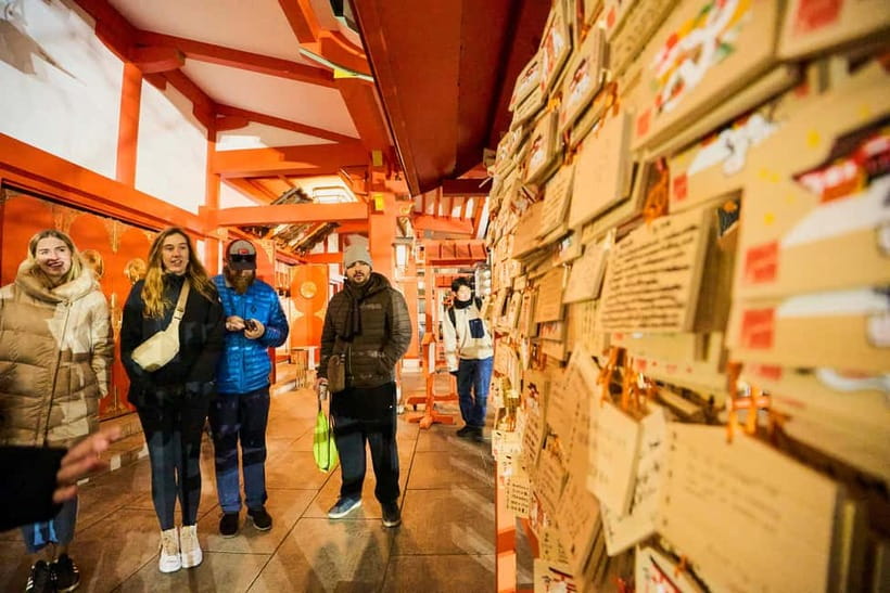 Tokyo: Shinjuku Nightlife & Secret Backstreets Walking Tour - Omoide Yokocho and the small-lane view of Tokyo