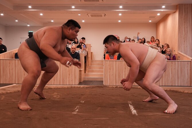 Tokyo Shinjuku Sumo Show & Experience with Photo - The 90-minute length fits a Tokyo evening