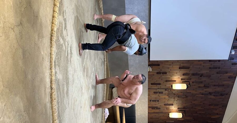 Tokyo: Sumo Experience and Chanko Nabe Lunch - Meeting former wrestlers in an intimate setting