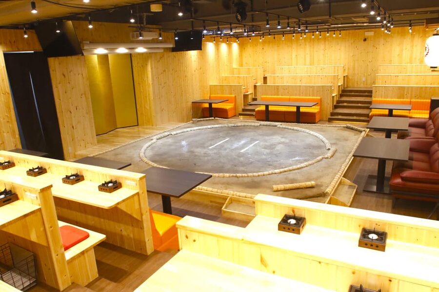 Tokyo: Sumo Show Experience with Chicken Hot Pot and a Photo - The sumo challenge is the evening’s wild card