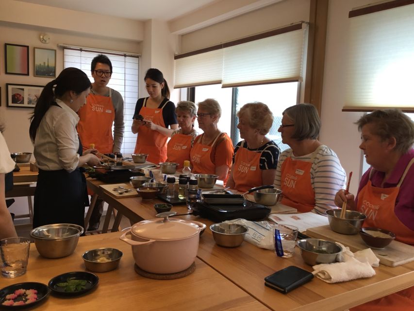 Tokyo: Sushi Making Class - Preparing sushi rice and toppings