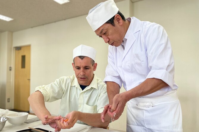 Tokyo Sushi Making Class in Tsukiji with Professional Chef - Meeting the chef near Tsukiji Market