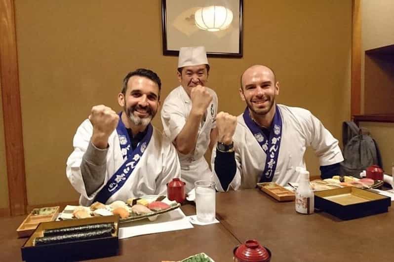 Tokyo: Sushi Making with Pro Chef & Tsukiji Fish Market Tour - Learning the food culture behind sushi