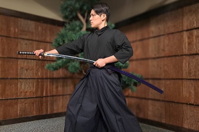 Tokyo Sword Experience - includes Museum Ticket/Ninja Experience - The small samurai museum and history talk