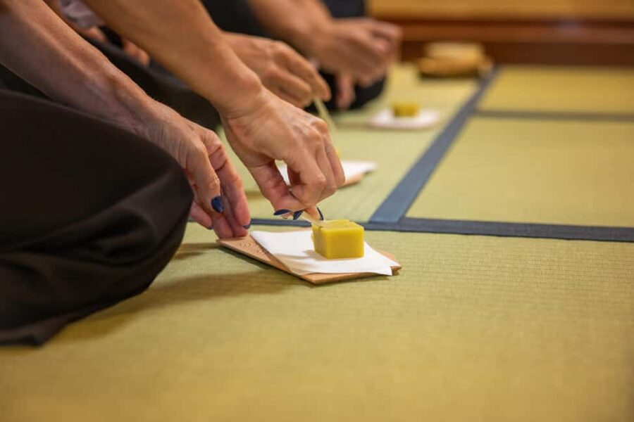 Tokyo: Tea Ceremony Experience in Asakusa - Booking, timing, and cancellation details