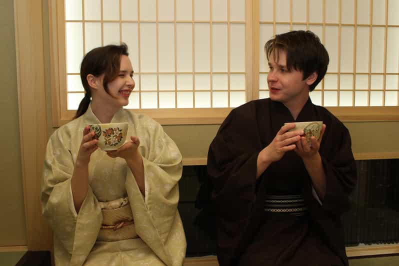 Tokyo: Tea Ceremony in Shibuya Tokyo - Making your own matcha