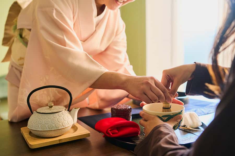 Tokyo: Tea Ceremony & Japanese Traditional Sweets - Getting to Hakusan and finding the room