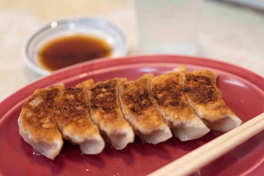 Tokyo: The Best of Izakaya in Shinjuku Food & Cultural Tour - Kabukicho under the neon
