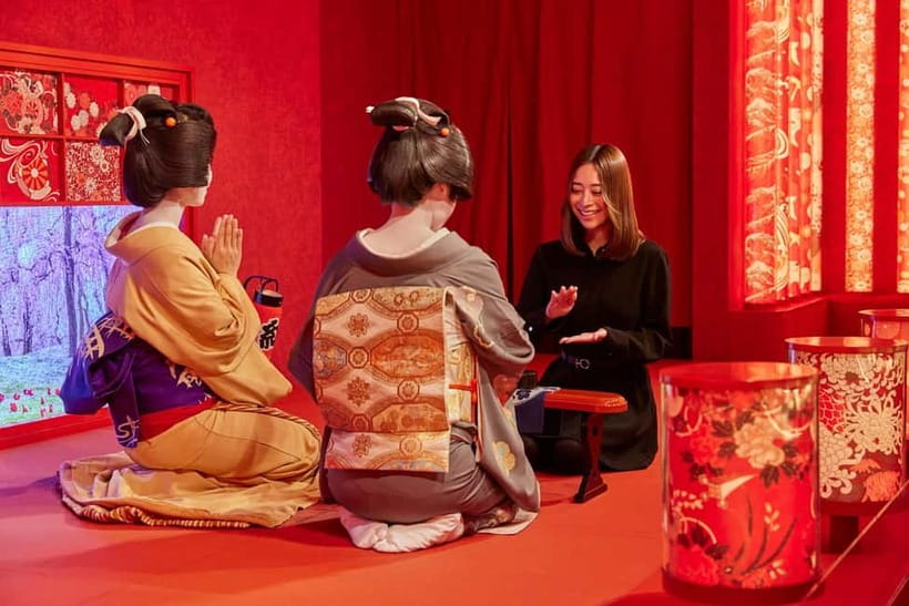 Tokyo: Traditional Geisha Experience Show & Japanese Dinner - Entering Benitsuya near Shimbashi Station