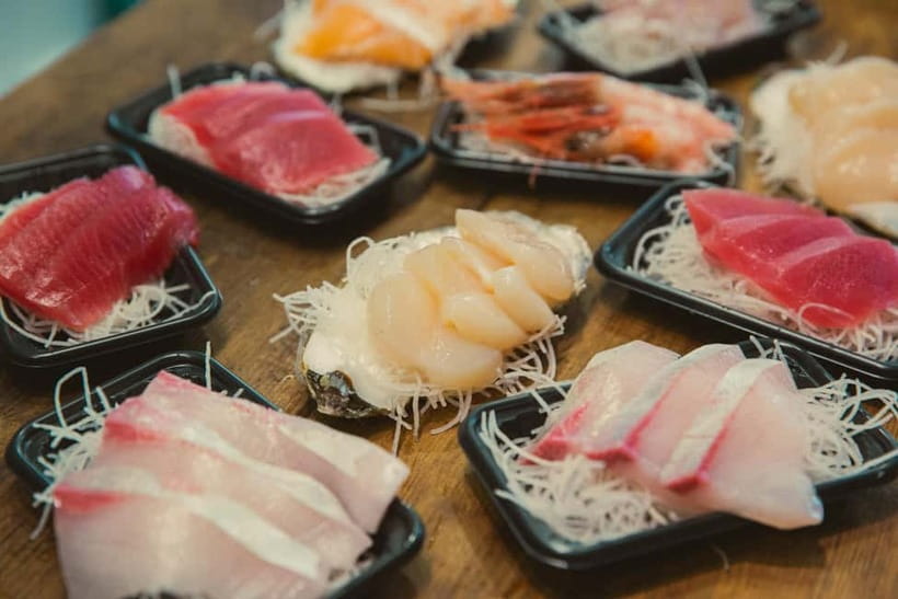 Tokyo: Tsukiji Fish Market Culture Tour with Sashimi Tasting - Starting at Hongwan-ji Temple or Bon Marche