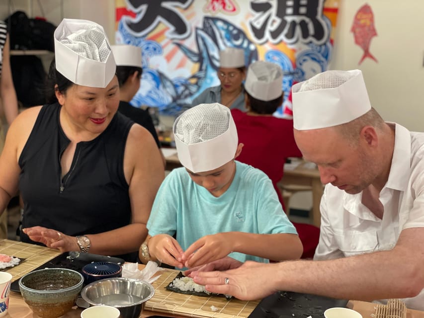 Tokyo: Tsukiji Fish Market Sushi Making Class with Pro Chef - Key points before you book