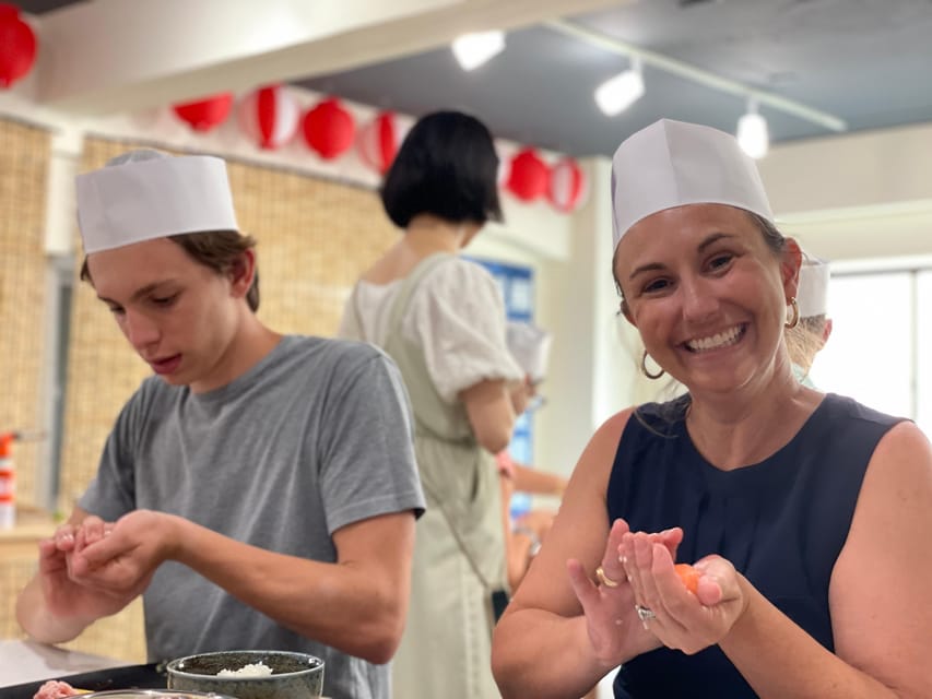 Tokyo: Tsukiji Fish Market Sushi Making Class with Pro Chef - Timing, stairs, and other practical details