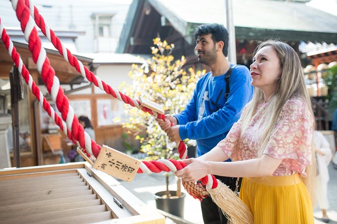 Tokyo Tsukiji Fish Market Tour and Sushi Making Lesson - What the Guides Add