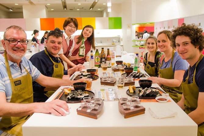 Tokyo Tsukiji Fish Market Tour and Sushi Making Lesson - Taking the Bus Toward the Cooking Studio