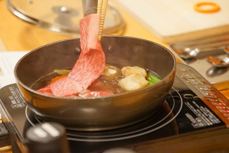 Tokyo: Wagyu and 7 Japanese Dishes Cooking Class - Why the teaching makes the difference