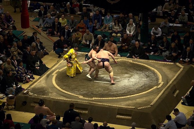Ultimate Sumo Tournament: Tokyo, Osaka, Nagoya, Fukuoka - The tournament schedule and what you actually watch