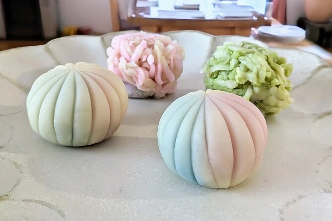 Wagashi traditional japanese sweets class - A quiet change from central Sapporo