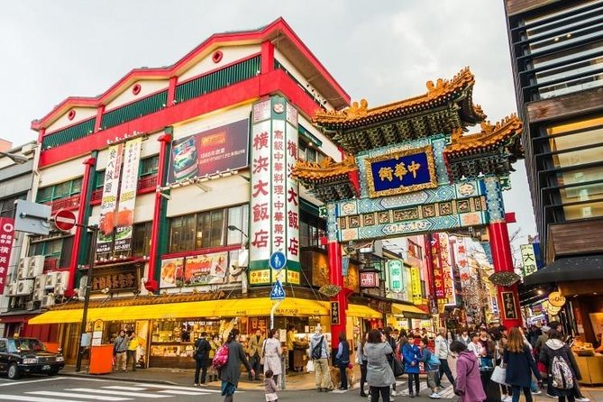 Yokohama 4hr Private Tour with Government-Licensed Guide - Chinatown: food, color, and a short central stop